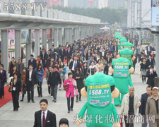 ���ڈԳ������ڳ�Խ�Ļ𱬑�(zh��n)ʿ