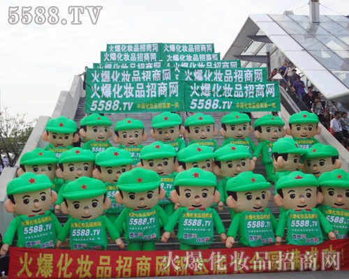 �𱬿�ͨ��ģ�������Ӣ���Ƒ�(zh��n)