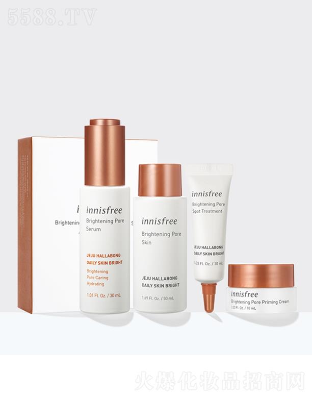 ������̫ƽ���Q(m��o)�����޹�˾��������˾ ��Ԋ�L(f��ng)����׼�(x��)�۾��A¶�؄e���b ƽ�����w���|(zh��)