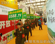 �𱬈F꠸��ڳ��L(f��ng)����������