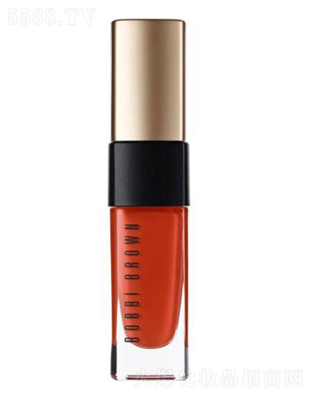 �űȲ��ʼ�ɫ�ݽ����ⴽ�ԣ�ɺ������ɫϵ����(y��u)�ų֊yɫ������