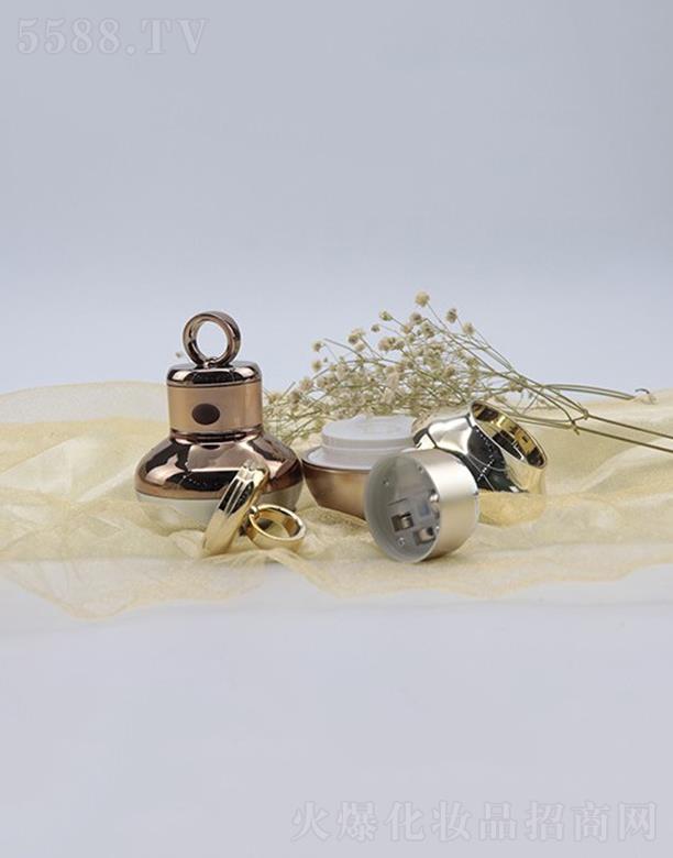 �WȪ���������ľo�·��y���A˪ �澏���y