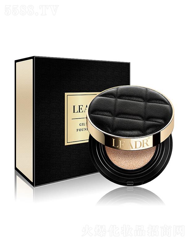 LEADRŮ��֮���̹��B(y��ng)�w��|�۵�Һ �����wɫ�p��