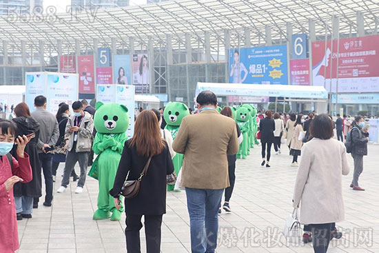 ����ʢ�����س���ۣ���44�óɶ����I(y��)���[��(hu��)ʢ���_(k��i)Ļ