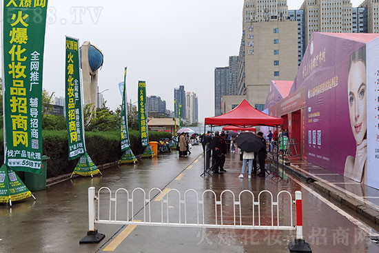 �������I(y��)���[��(hu��)�����_Ļ