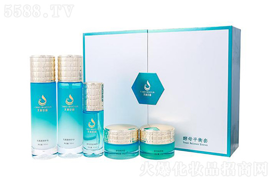 ���º�퍽�ĸƽ����