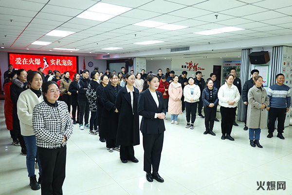 �펽�`���A������(m��ng)�»����𱬾W(w��ng)��T���l(f��)��Ů��(ji��)�YƷ��