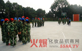 火爆網(wǎng)絡(luò)拓展訓(xùn)練之共建家園